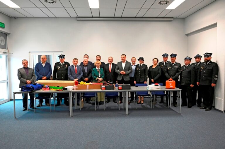 Nowy sprzęt dla wielkopolskich strażaków