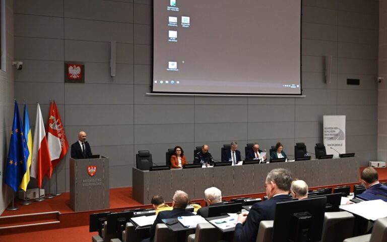 Posiedzenie Wojewódzkiej Rady Bezpieczeństwa Ruchu Drogowego w Poznaniu foto2