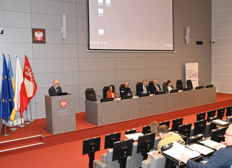 Posiedzenie Wojewódzkiej Rady Bezpieczeństwa Ruchu Drogowego w Poznaniu foto3