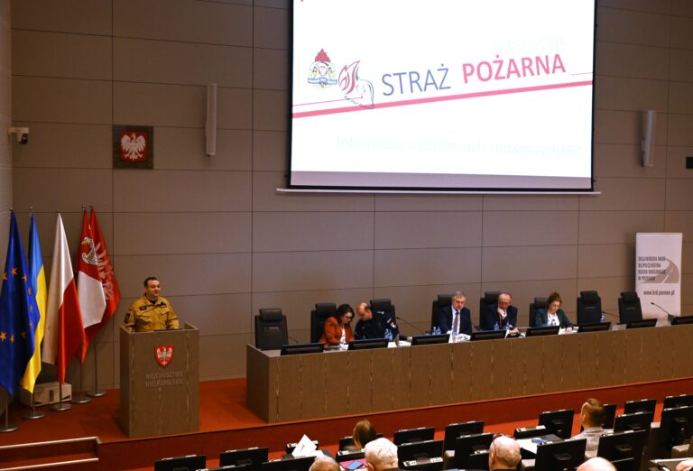 Posiedzenie Wojewódzkiej Rady Bezpieczeństwa Ruchu Drogowego w Poznaniu foto8